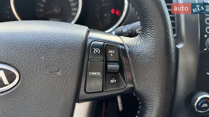 Позашляховик / Кросовер Kia Sorento 2010 в Львові