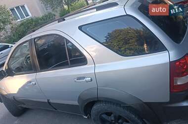Внедорожник / Кроссовер Kia Sorento 2004 в 