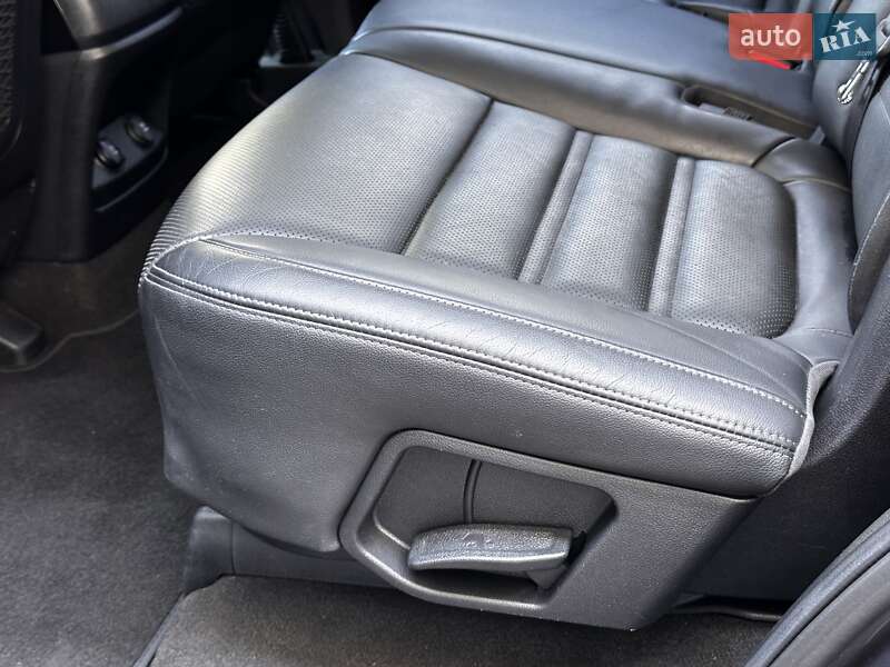 Позашляховик / Кросовер Kia Sorento 2015 в Стрию