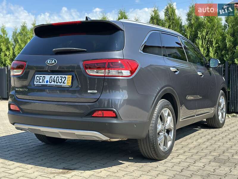 Позашляховик / Кросовер Kia Sorento 2015 в Стрию