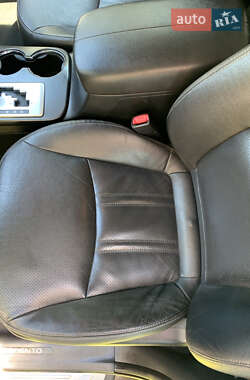 Внедорожник / Кроссовер Kia Sorento 2012 в 