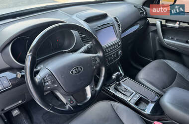 Внедорожник / Кроссовер Kia Sorento 2014 в 
