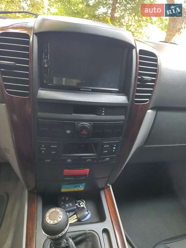 Позашляховик / Кросовер Kia Sorento 2005 в Дніпрі