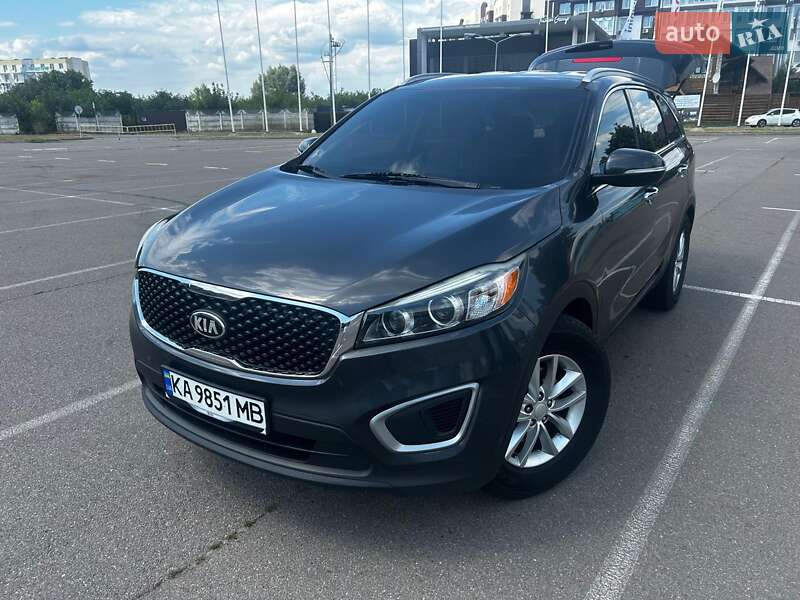 Внедорожник / Кроссовер Kia Sorento 2016 в Киеве