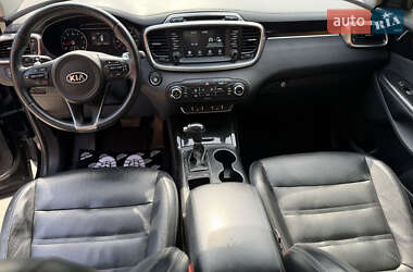 Внедорожник / Кроссовер Kia Sorento 2017 в 