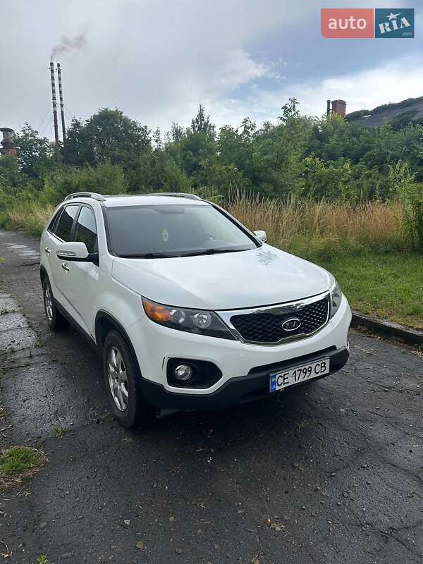 Внедорожник / Кроссовер Kia Sorento 2010 в Черновцах