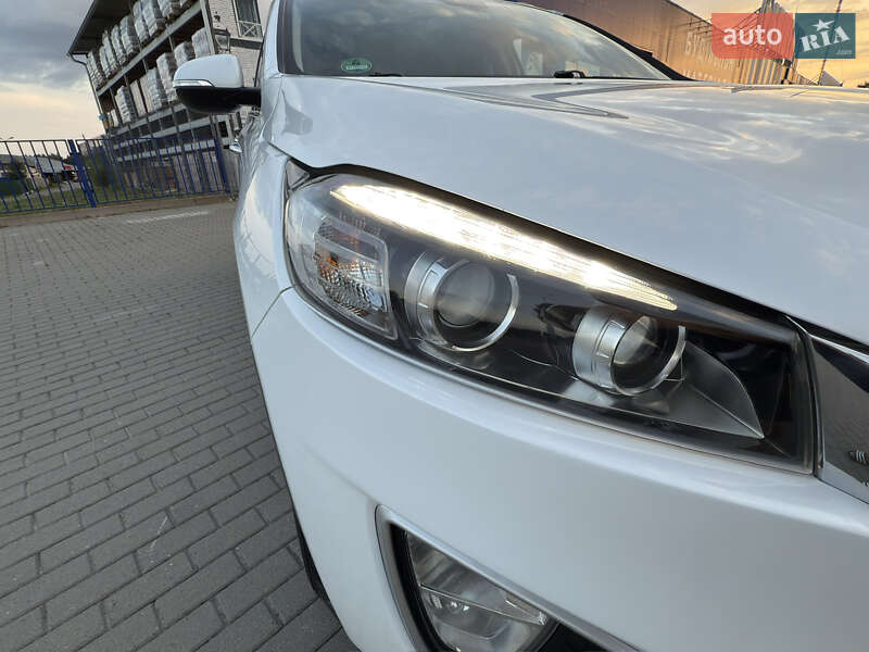 Позашляховик / Кросовер Kia Sorento 2015 в Луцьку