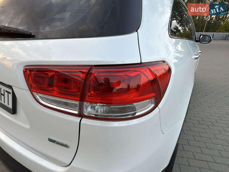 Позашляховик / Кросовер Kia Sorento 2015 в Луцьку