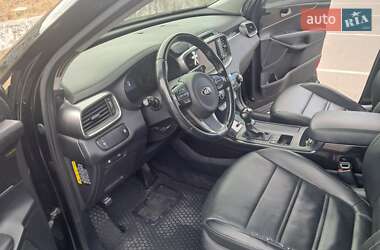Внедорожник / Кроссовер Kia Sorento 2016 в 