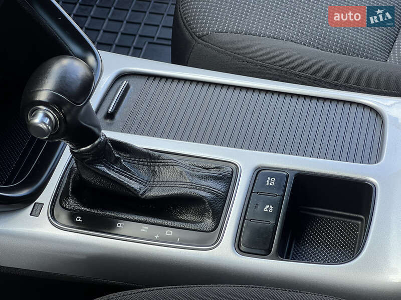 Внедорожник / Кроссовер Kia Sorento 2013 в Житомире