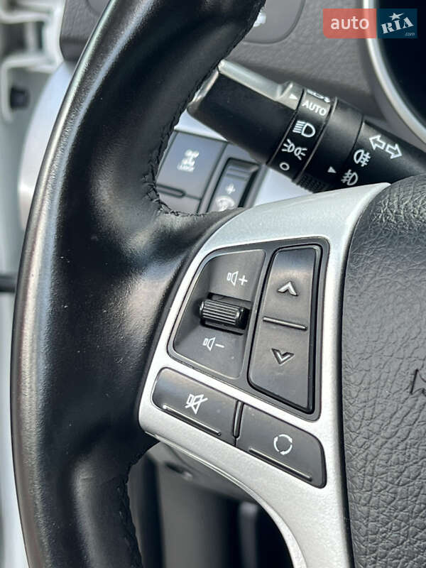Внедорожник / Кроссовер Kia Sorento 2013 в Житомире