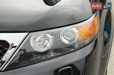 Внедорожник / Кроссовер Kia Sorento 2011 в 