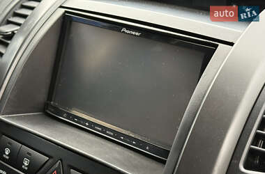 Внедорожник / Кроссовер Kia Sorento 2011 в 