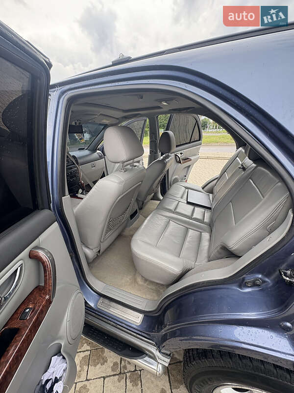 Внедорожник / Кроссовер Kia Sorento 2004 в Дрогобыче