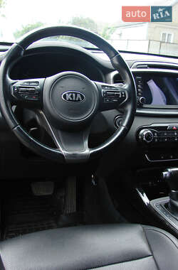 Внедорожник / Кроссовер Kia Sorento 2015 в 