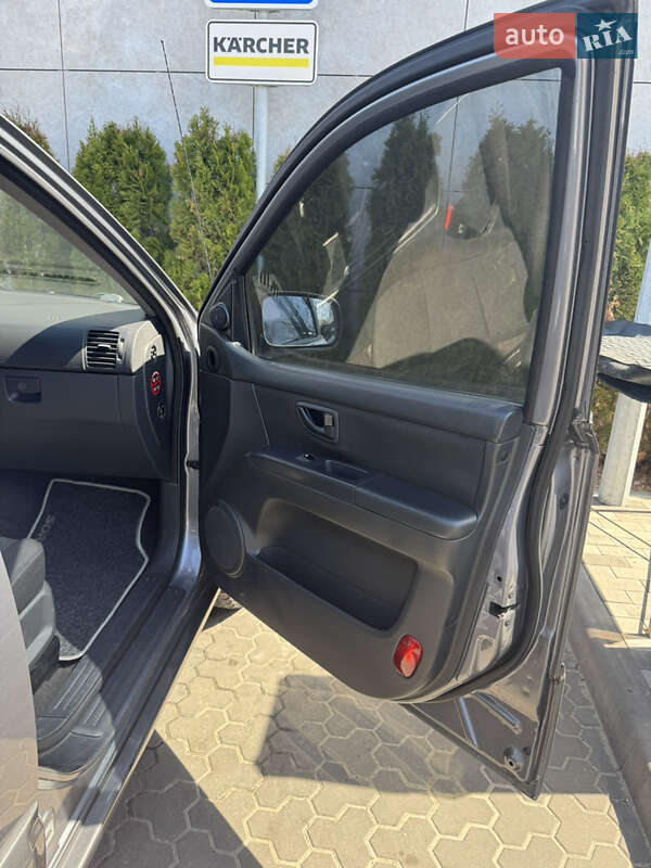 Внедорожник / Кроссовер Kia Sorento 2009 в Киеве