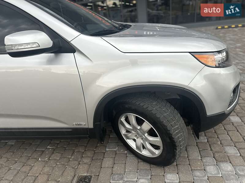 Внедорожник / Кроссовер Kia Sorento 2012 в Городенке