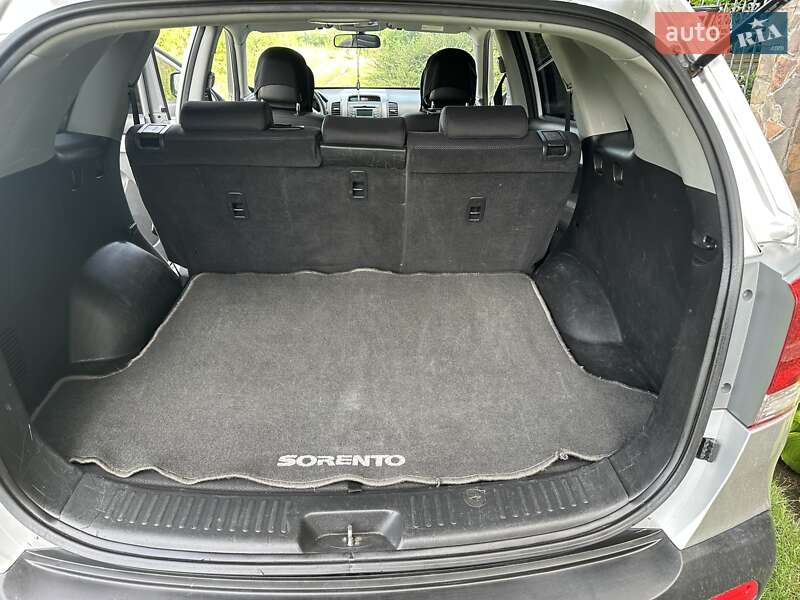 Внедорожник / Кроссовер Kia Sorento 2012 в Городенке