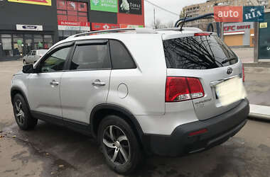 Позашляховик / Кросовер Kia Sorento 2011 в 