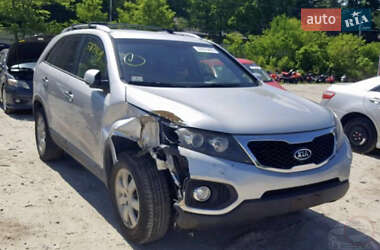 Позашляховик / Кросовер Kia Sorento 2011 в 