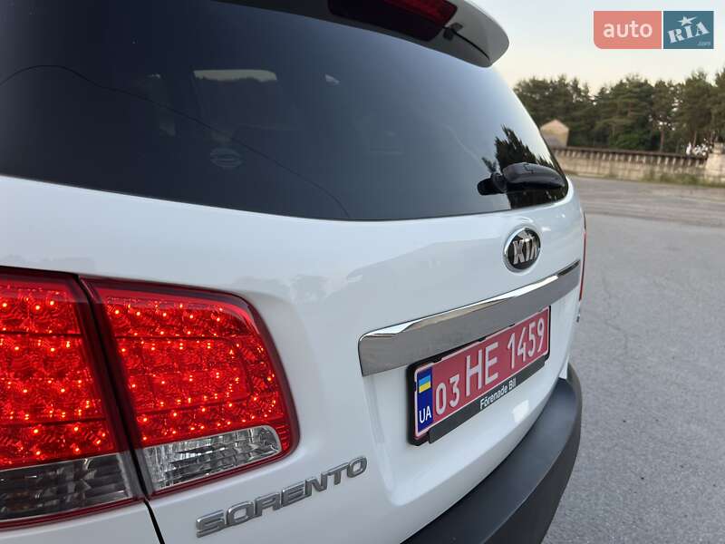 Внедорожник / Кроссовер Kia Sorento 2011 в Радивилове