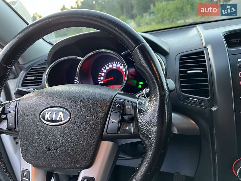Внедорожник / Кроссовер Kia Sorento 2011 в Радивилове