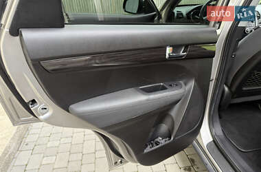 Внедорожник / Кроссовер Kia Sorento 2011 в 