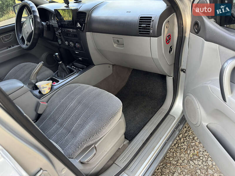 Позашляховик / Кросовер Kia Sorento 2007 в Павлограді фото 10 Позашляховик / Кросовер Kia Sorento 2007 в Павлограді