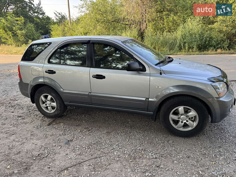 Позашляховик / Кросовер Kia Sorento 2007 в Павлограді фото 3 Позашляховик / Кросовер Kia Sorento 2007 в Павлограді