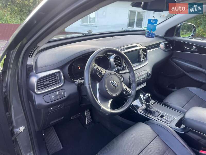 Внедорожник / Кроссовер Kia Sorento 2016 в Самборе