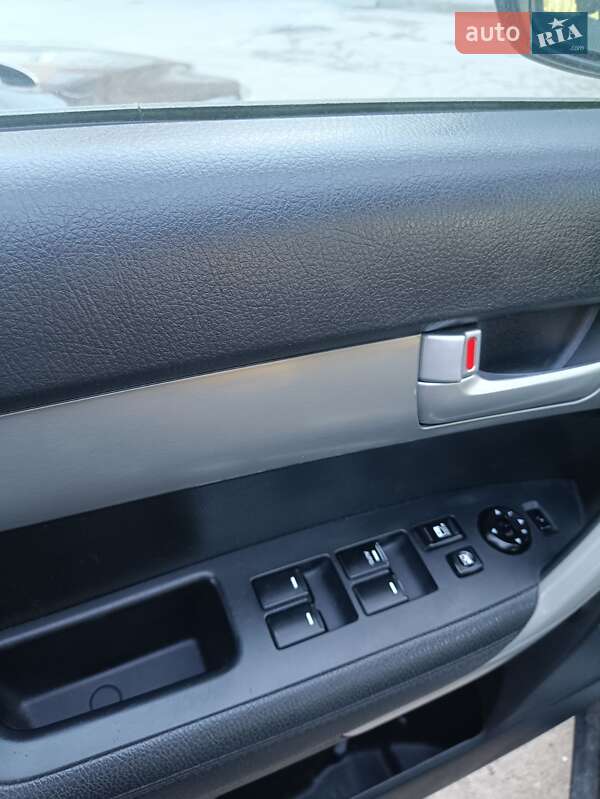 Внедорожник / Кроссовер Kia Sorento 2011 в Львове