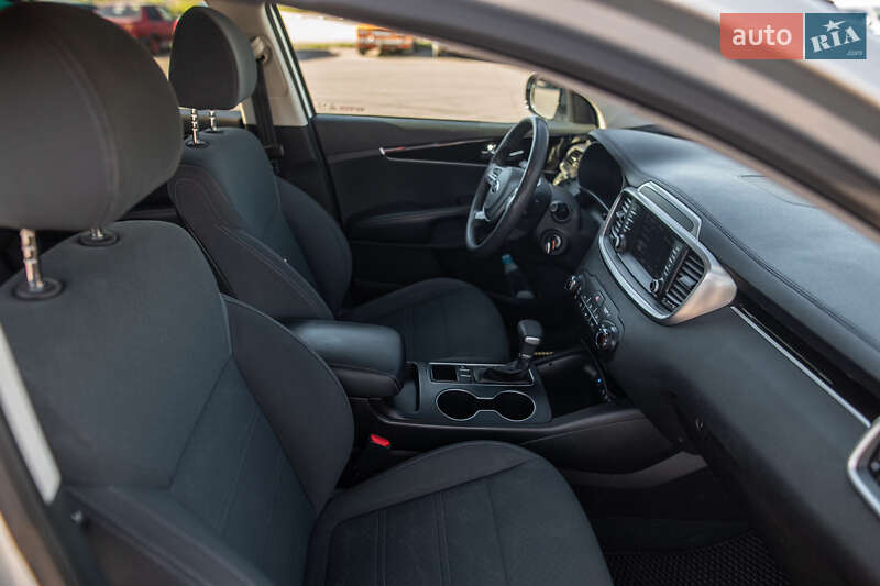 Внедорожник / Кроссовер Kia Sorento 2019 в Львове