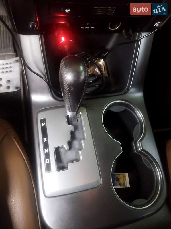 Внедорожник / Кроссовер Kia Sorento 2012 в Новом Буге