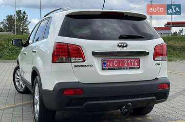 Внедорожник / Кроссовер Kia Sorento 2011 в 