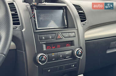 Внедорожник / Кроссовер Kia Sorento 2011 в 