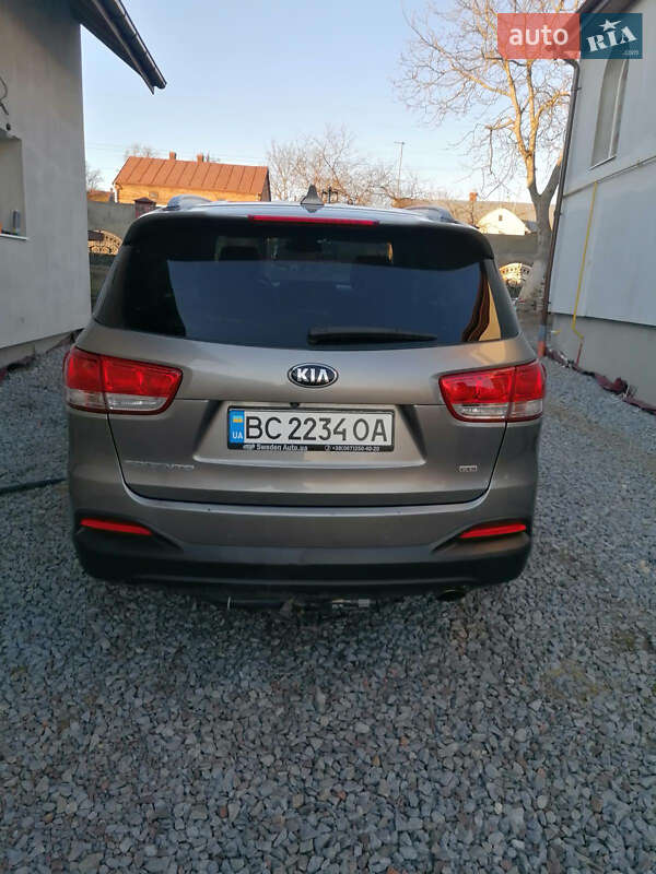 Позашляховик / Кросовер Kia Sorento 2015 в Львові