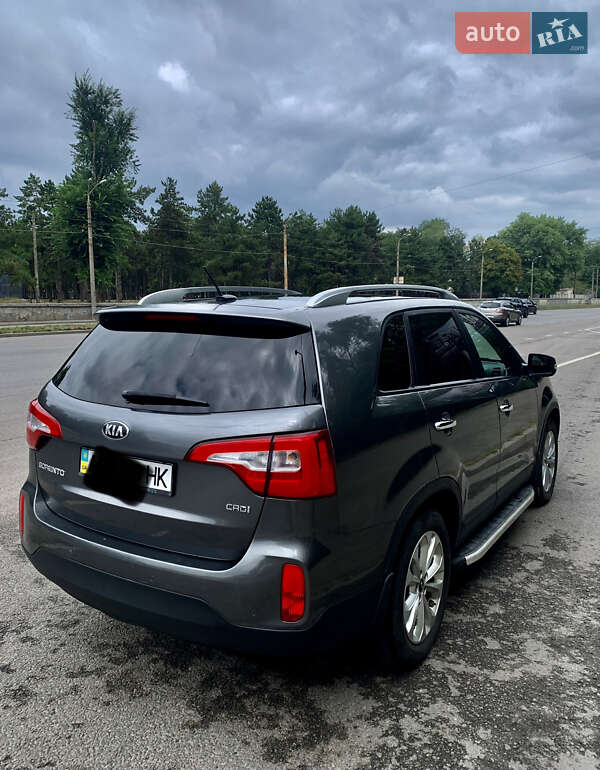 Позашляховик / Кросовер Kia Sorento 2013 в Дніпрі