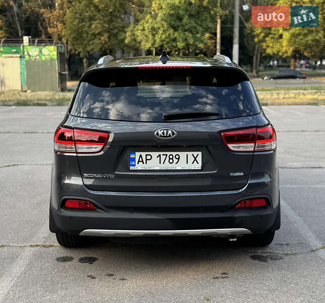 Внедорожник / Кроссовер Kia Sorento 2016 в Запорожье