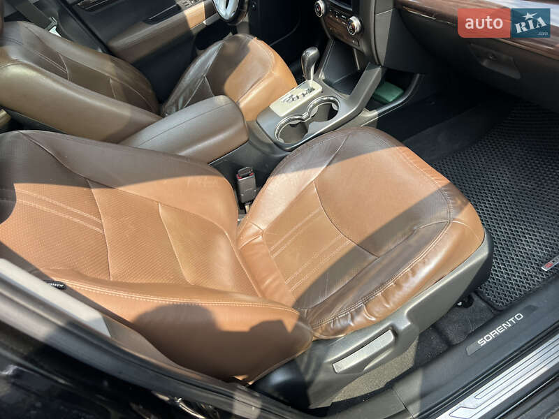 Позашляховик / Кросовер Kia Sorento 2010 в Чернівцях фото 14 Позашляховик / Кросовер Kia Sorento 2010 в Чернівцях