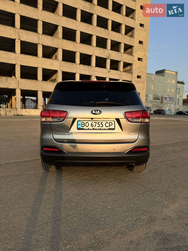 Внедорожник / Кроссовер Kia Sorento 2017 в Тернополе