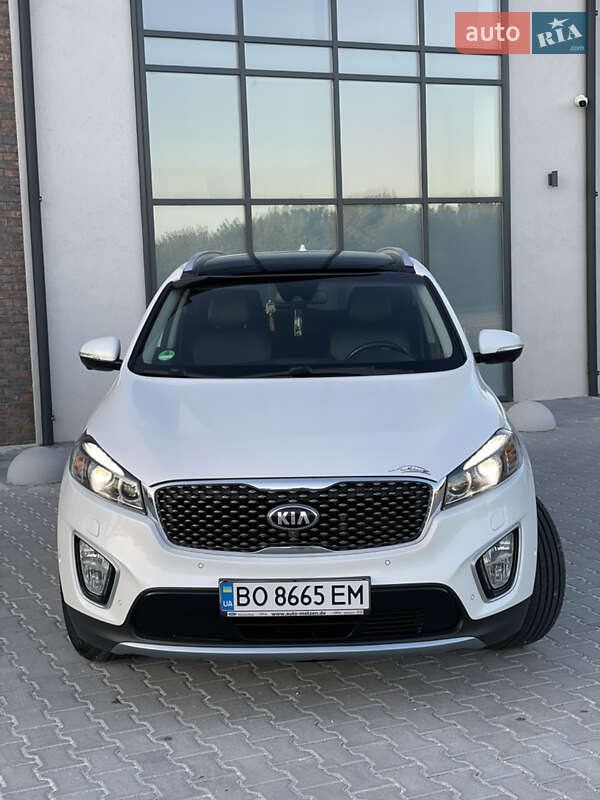 Внедорожник / Кроссовер Kia Sorento 2015 в 