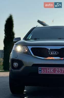 Внедорожник / Кроссовер Kia Sorento 2011 в Дубно