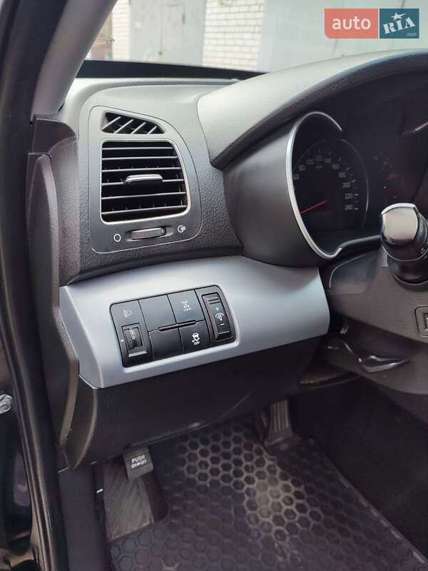 Внедорожник / Кроссовер Kia Sorento 2013 в Житомире