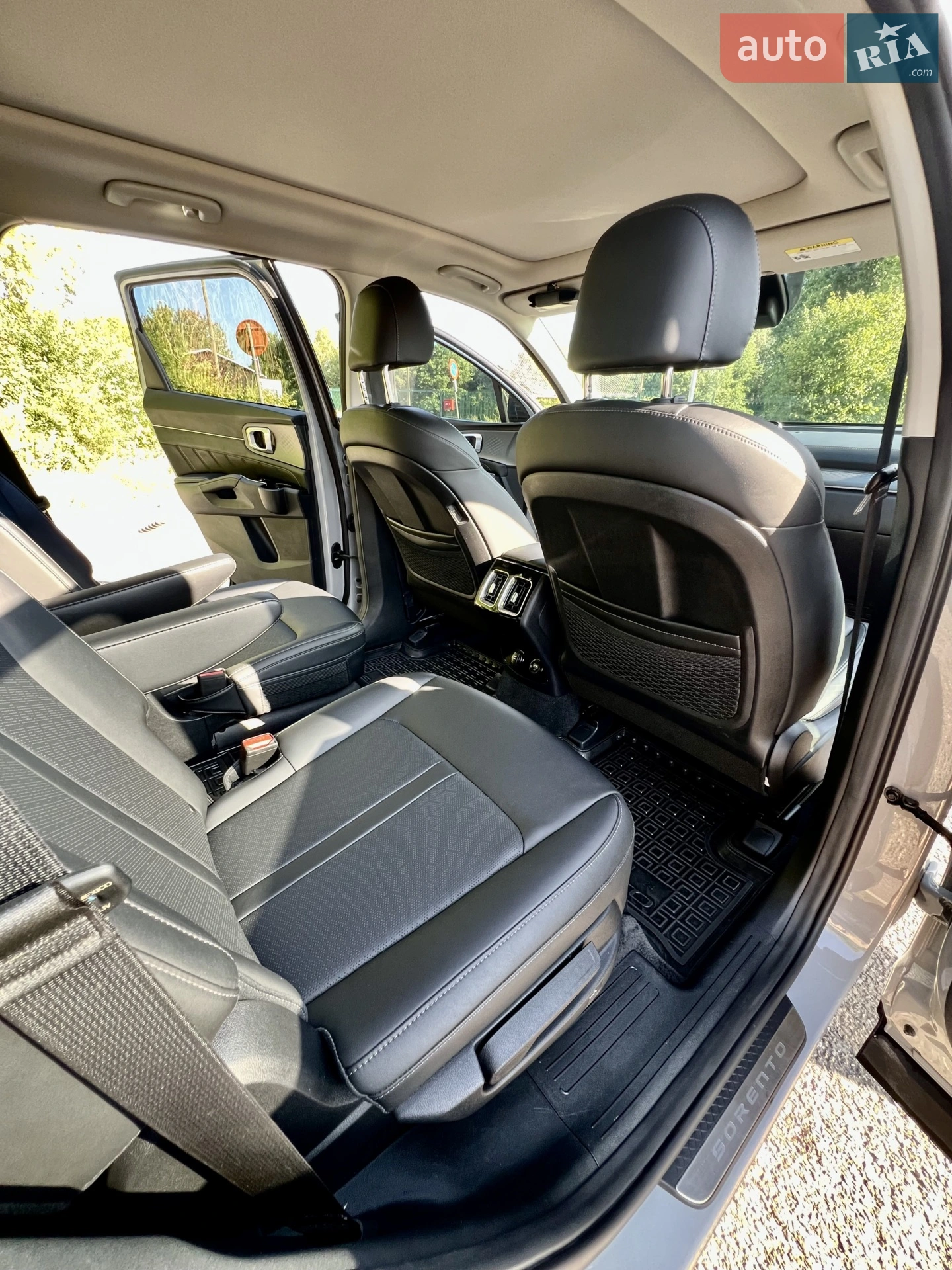 2023 Kia Sorento - мініатюра 18