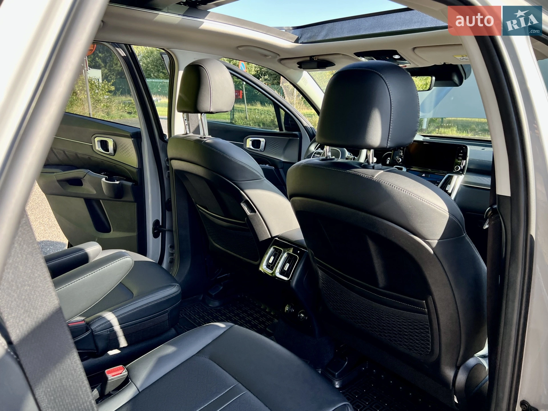 2023 Kia Sorento - мініатюра 28