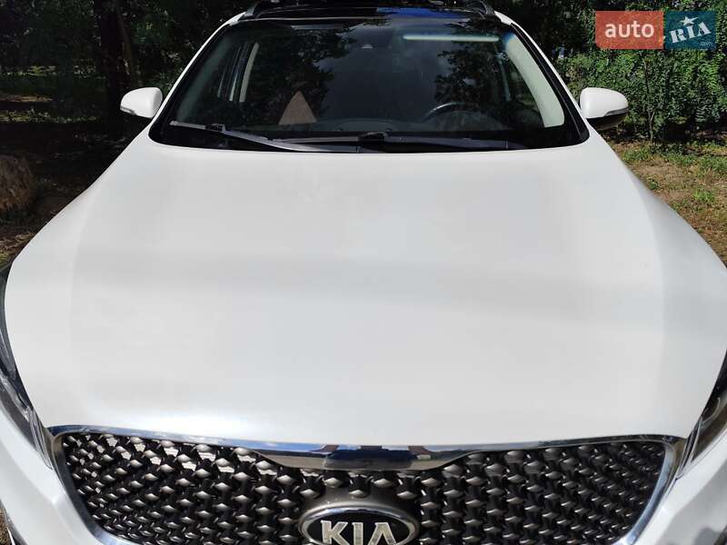 Позашляховик / Кросовер Kia Sorento 2017 в Харкові