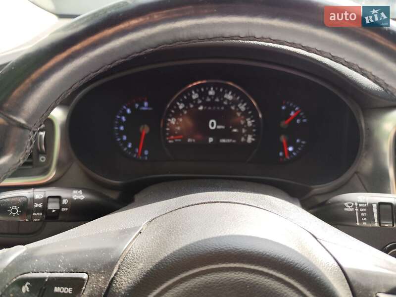 Позашляховик / Кросовер Kia Sorento 2017 в Харкові
