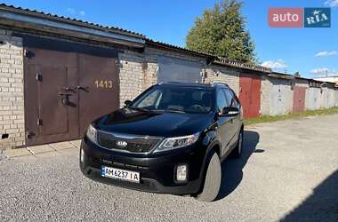 Внедорожник / Кроссовер Kia Sorento 2013 в Житомире