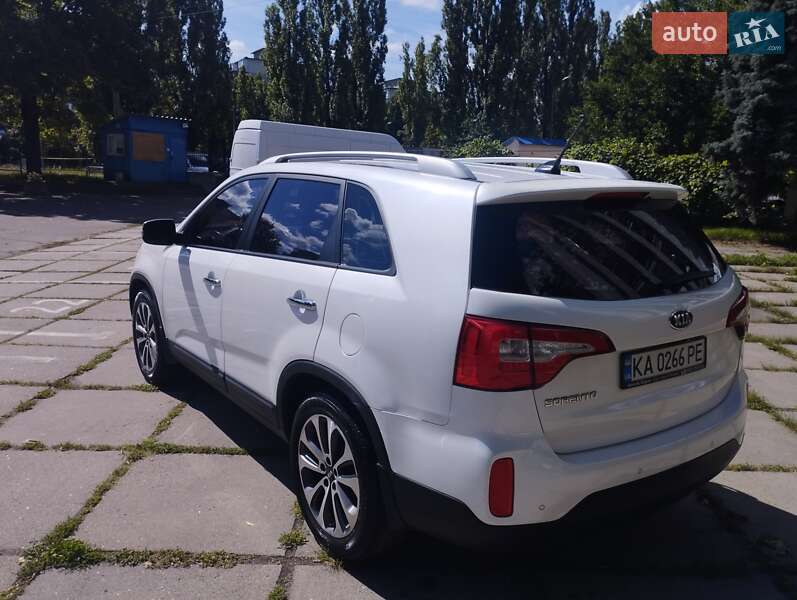 Внедорожник / Кроссовер Kia Sorento 2012 в Киеве