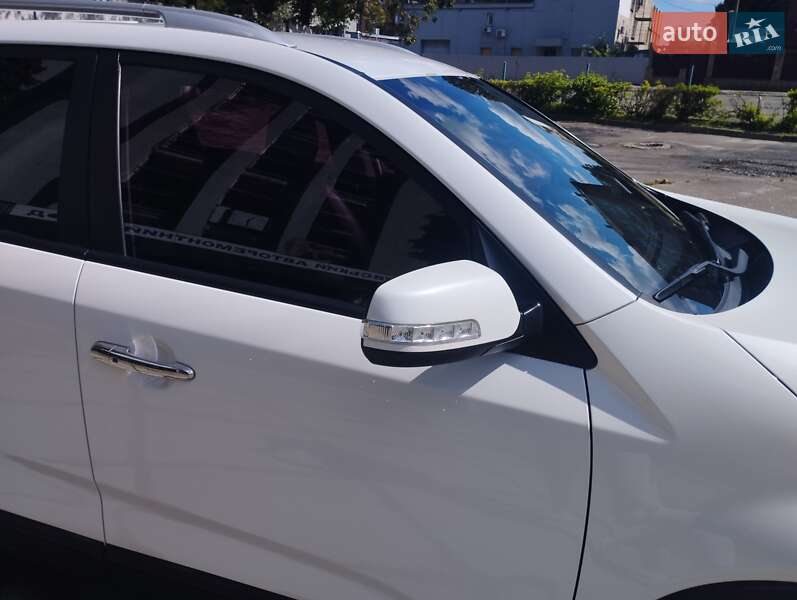 Внедорожник / Кроссовер Kia Sorento 2012 в Киеве